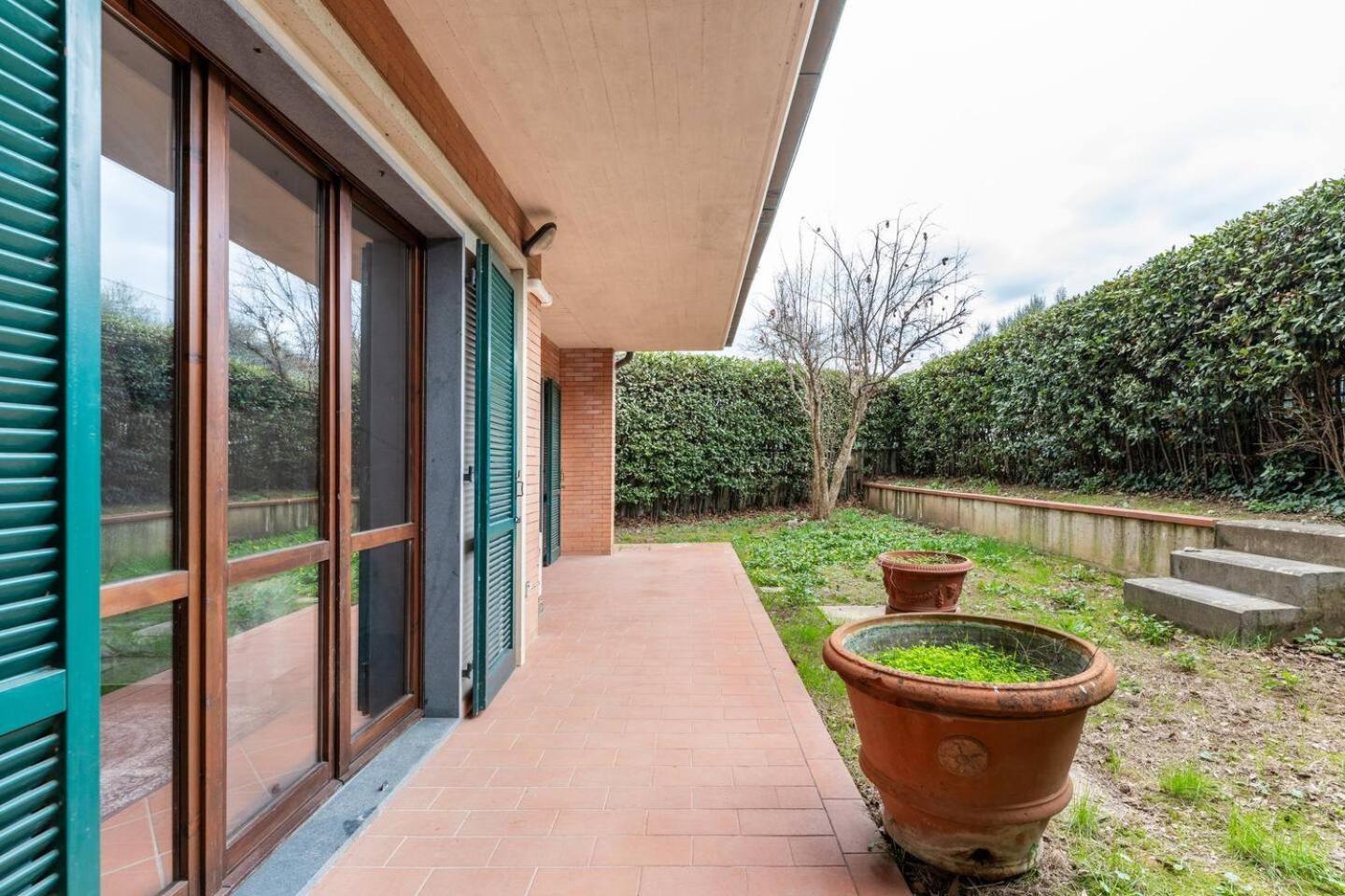 Nave Home Vacation - Entire Apartament Florenz Exterior foto
